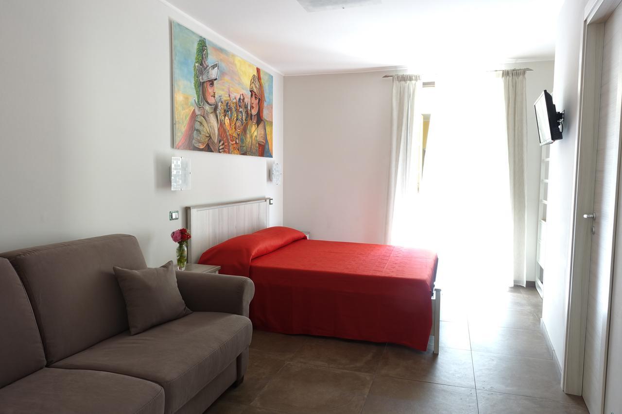 Bb Opera Dei Pupi Bed & Breakfast Syracuse ภายนอก รูปภาพ