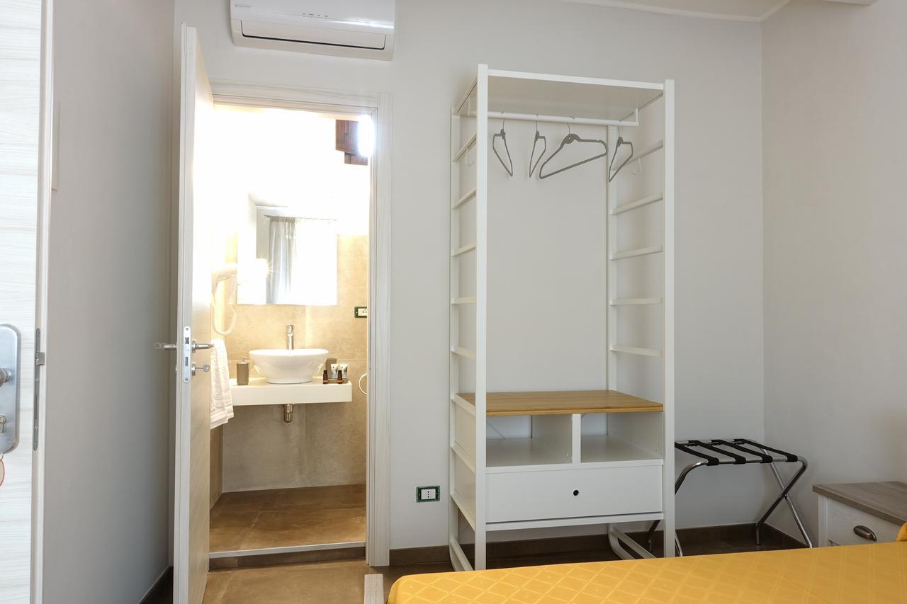 Bb Opera Dei Pupi Bed & Breakfast Syracuse ภายนอก รูปภาพ